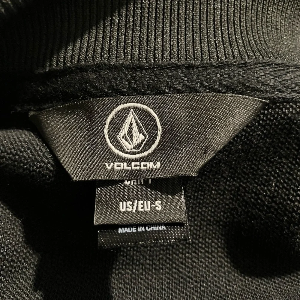 VOLCOM Stone Album Full-Zip Black Track Jacket Sleeve Logo Lettering Men’s Small